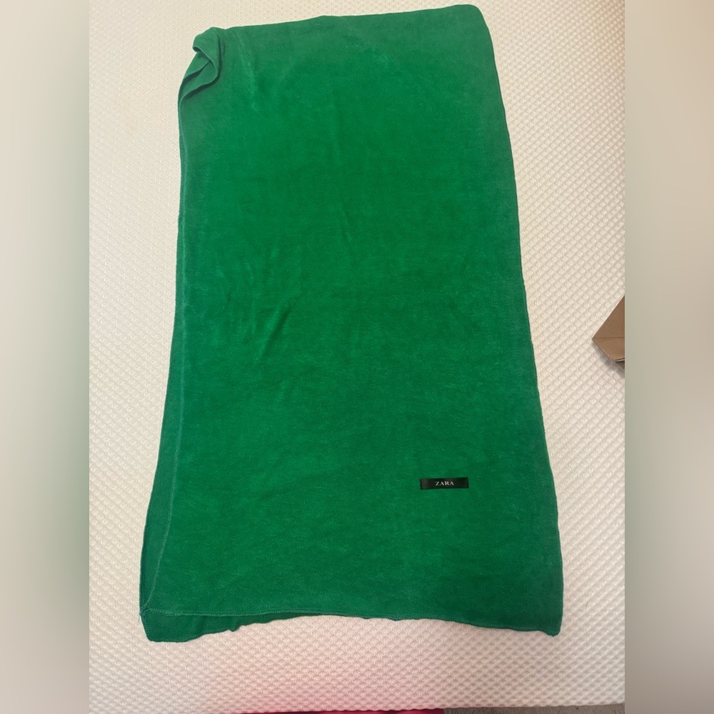 Zara Green Shawl or oversized scarf. Beautiful Kelly green. Measures 22 x 72.